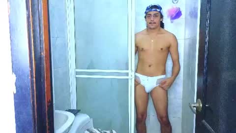 Snapshot of godiegogoxxx chatting on 07/05/26, 08:38 Diego online show from 07/05/26, 08:38