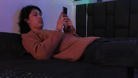 Snapshot of godly_huan chatting on 12/29/24, 06:35 HUAN online show from 12/29/24, 06:35