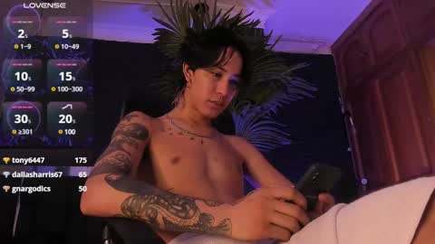 Snapshot of godly_huan chatting on 02/28/25, 09:33 HUAN online show from 02/28/25, 09:33