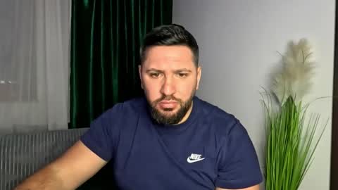 gold_alpha_boy online show from 02/03/26, 08:36