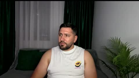 Snapshot of gold_alpha_boy chatting on 06/26/26, 07:18 gold_alpha_boy online show from 06/26/26, 07:18