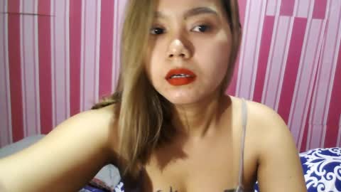 Snapshot of goldaveronn chatting on 12/18/24, 03:37 goldaveronn online show from 12/18/24, 03:37