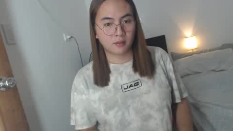 bella online show from 12/17/24, 10:34