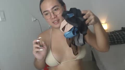 bella online show from 01/03/25, 03:05