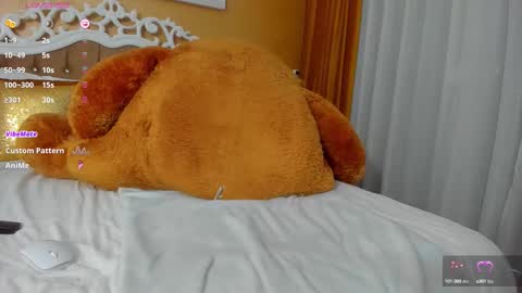 Snapshot of goldcarol1n3baby chatting on 10/07/25, 12:24   WELCOME EVERYONE I WILL BE HAPPY TO GIVE YOU WHAT YOU HAVE DREAMED OF FOR SO LONG online show from 10/07/25, 12:24