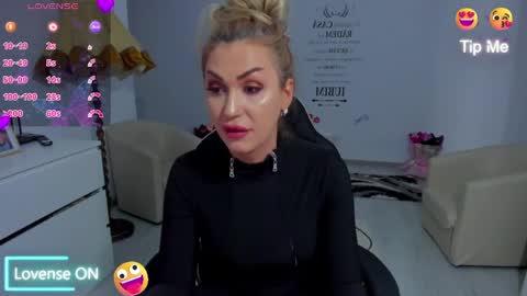 Nicole.. online show from 03/28/26, 10:26