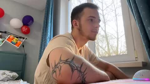 Golden boyyy21 online show from 02/28/25, 01:47