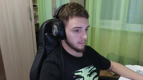 Golden boyyy21 online show from 12/21/25, 05:58