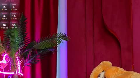 GoldenAmberX online show from 02/24/25, 11:43