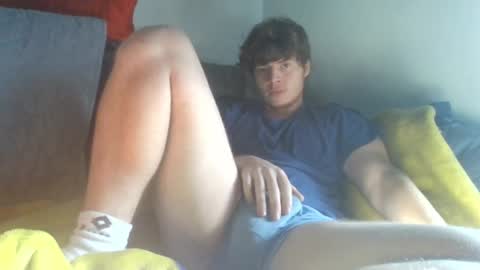 Snapshot of goldenboy207 chatting on 12/26/24, 10:59 goldenboy207 online show from 12/26/24, 10:59