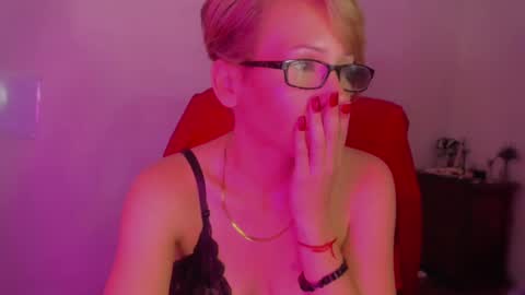 goldenrosa online show from 09/17/25, 06:09