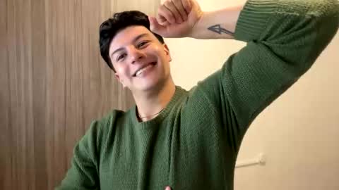 goldenknight33 online show from 09/30/25, 04:12