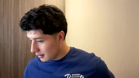 goldenknight33 online show from 10/02/25, 04:36