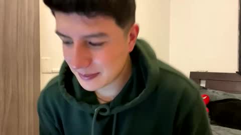 goldenknight33 online show from 11/05/25, 03:56