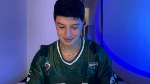 goldenknight33 online show from 11/22/25, 03:55