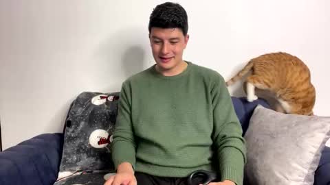 goldenknight33 online show from 12/04/25, 04:59