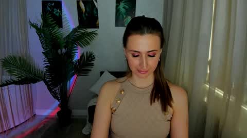 Olivia online show from 03/11/26, 04:18