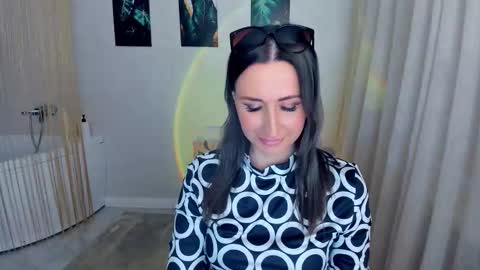 Olivia online show from 03/16/26, 03:34