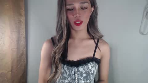 Lily is Gold online show from 03/01/25, 02:48