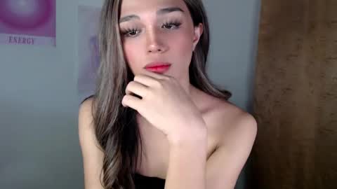 Lily is Gold online show from 03/09/25, 02:39