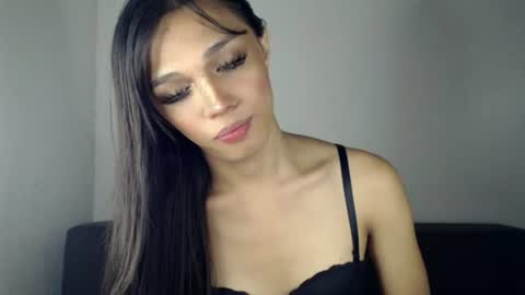 Lily is Gold online show from 07/28/26, 06:20