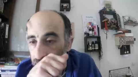 Snapshot of goldenmasculine chatting on 05/03/26, 10:43 goldenmasculine online show from 05/03/26, 10:43