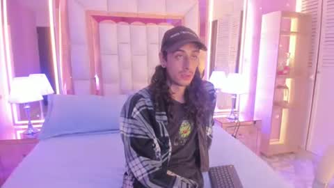 goldentemptation_ online show from 07/18/26, 07:28