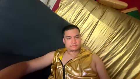 Snapshot of goldentomleo chatting on 07/19/26, 07:56 Goldentomleo online show from 07/19/26, 07:56
