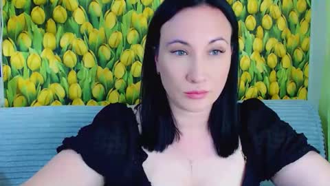 Snapshot of goldmoonn chatting on 05/31/26, 02:57 goldmoonn online show from 05/31/26, 02:57