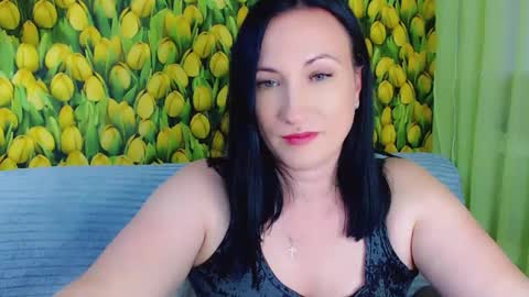 Snapshot of goldmoonn chatting on 06/06/26, 04:01 goldmoonn online show from 06/06/26, 04:01