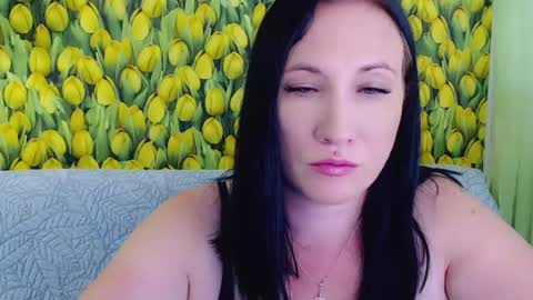 Snapshot of goldmoonn chatting on 07/20/26, 12:29 goldmoonn online show from 07/20/26, 12:29