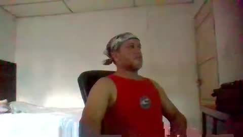 Snapshot of golons17 chatting on 05/16/26, 07:56 golons17 online show from 05/16/26, 07:56