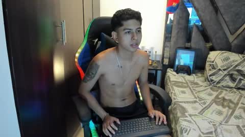 gomez_c_ online show from 02/23/26, 06:11