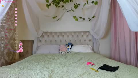 gongjulee online show from 10/12/25, 02:43