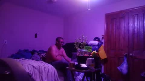 Snapshot of gonr369 chatting on 04/07/26, 12:11 gonr369 online show from 04/07/26, 12:11