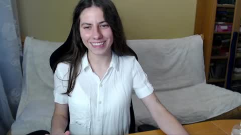 Elizabeth Effie online show from 07/04/26, 05:08