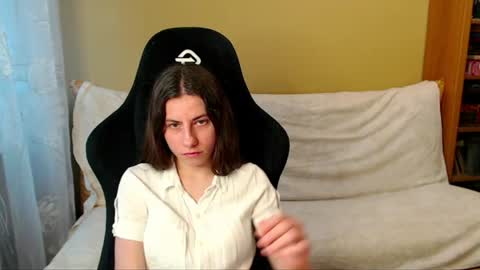 Elizabeth Effie online show from 07/06/26, 04:42