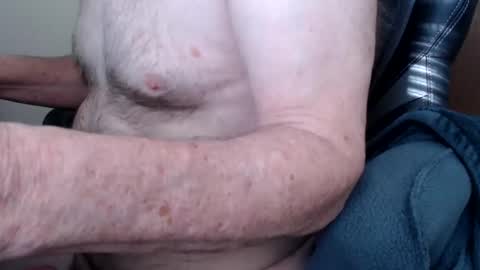 Snapshot of goodking999 chatting on 02/02/26, 07:12 goodking999 online show from 02/02/26, 07:12