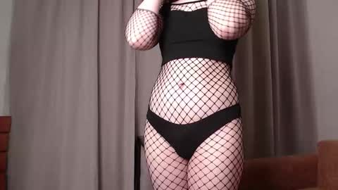 Yulia 24  online show from 02/25/26, 02:05