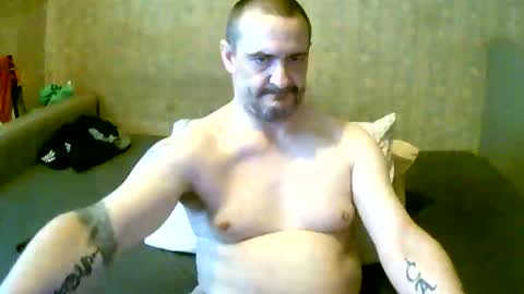 Snapshot of goosey77 chatting on 10/12/25, 12:15 Goosey77 online show from 10/12/25, 12:15