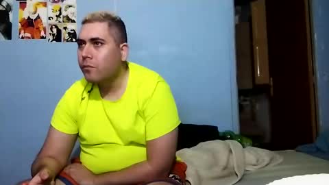 Snapshot of gorak32 chatting on 01/26/25, 01:52 GoraK online show from 01/26/25, 01:52