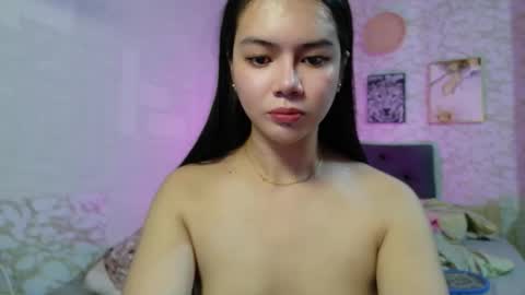 geneviev online show from 03/11/26, 07:03