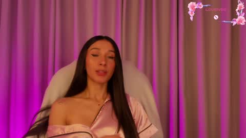 Snapshot of gorgeous_brunette chatting on 02/03/25, 10:47 Rose online show from 02/03/25, 10:47