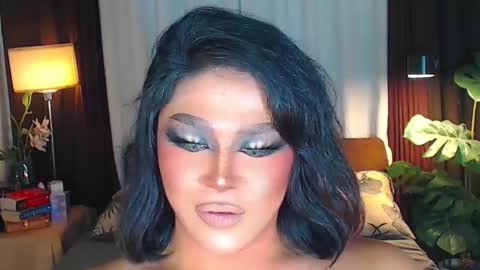 Samantha online show from 11/10/25, 05:23