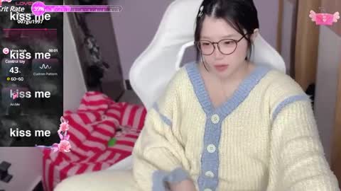 Snapshot of gorgeous_girl33 chatting on 03/07/25, 06:13 gorgeous girl33 online show from 03/07/25, 06:13