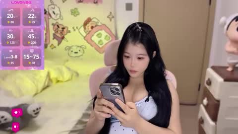 Snapshot of gorgeous_girl33 chatting on 11/03/25, 09:16 gorgeous girl33 online show from 11/03/25, 09:16