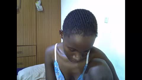 gorgeous_maya1 online show from 10/23/25, 06:28