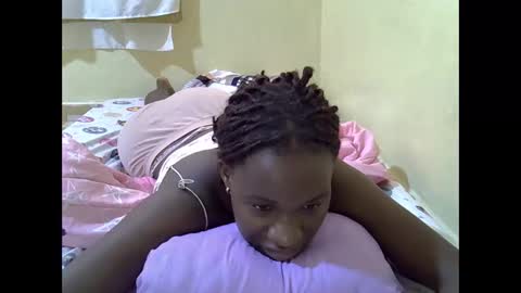 gorgeous_maya1 online show from 04/24/26, 07:22