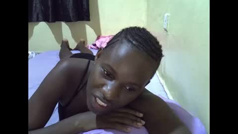 Snapshot of gorgeous_maya1 chatting on 05/16/26, 12:29 gorgeous_maya1 online show from 05/16/26, 12:29