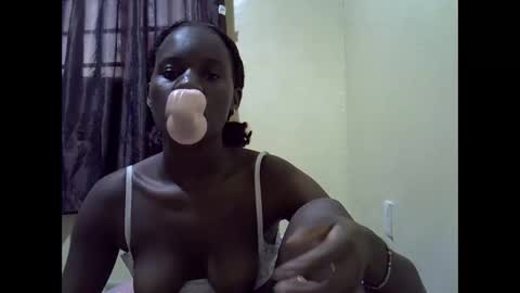 Snapshot of gorgeous_maya1 chatting on 06/03/26, 02:33 gorgeous_maya1 online show from 06/03/26, 02:33